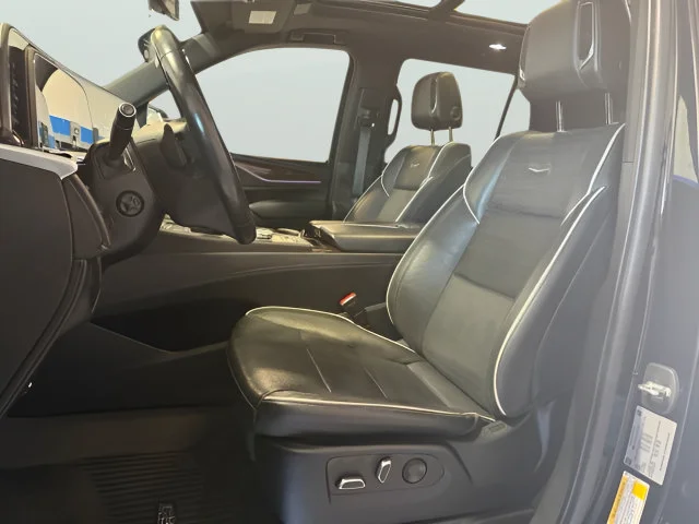 2022 Cadillac Escalade Premium Luxury - Photo 8