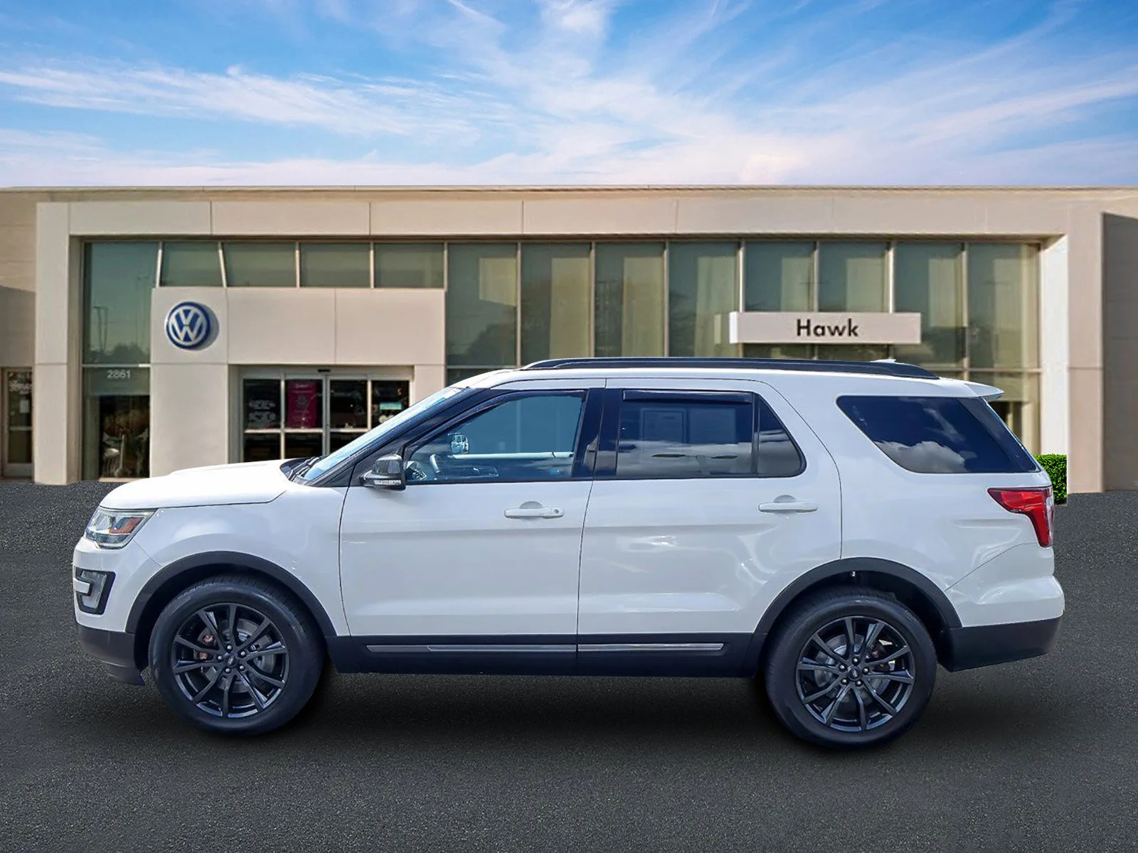 Used 2017 Oxford White FORD XLT image 3