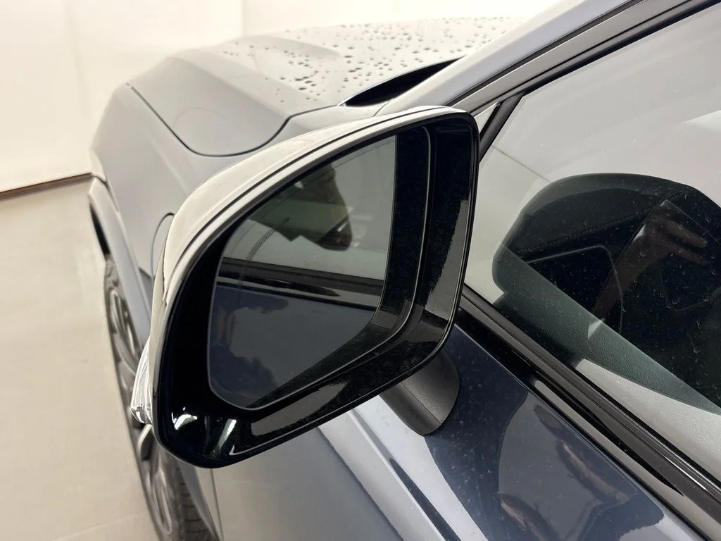 New 2026 Blue Volvo T8 Ultra image 13