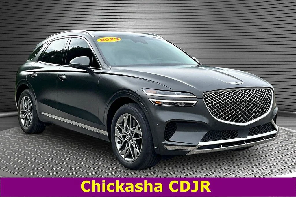 Used 2023 Gray Genesis 2.5T image 3