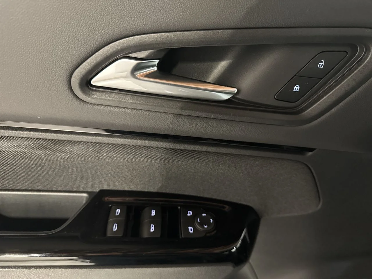 2026 Honda Prologue EX - Photo 19