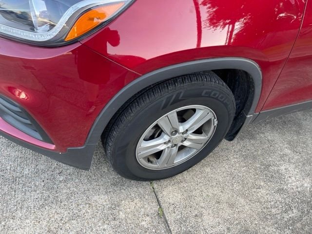 Used 2019 Red Chevrolet LT image 5