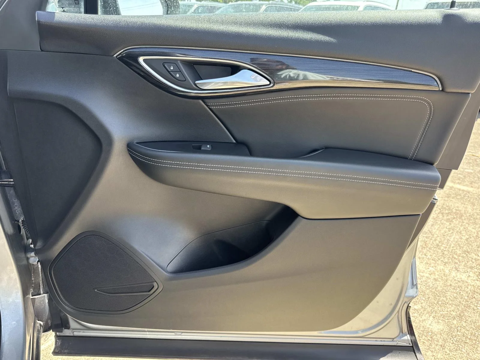Used 2023 MOONSTONE GRAY METALLIC Buick Essence image 14