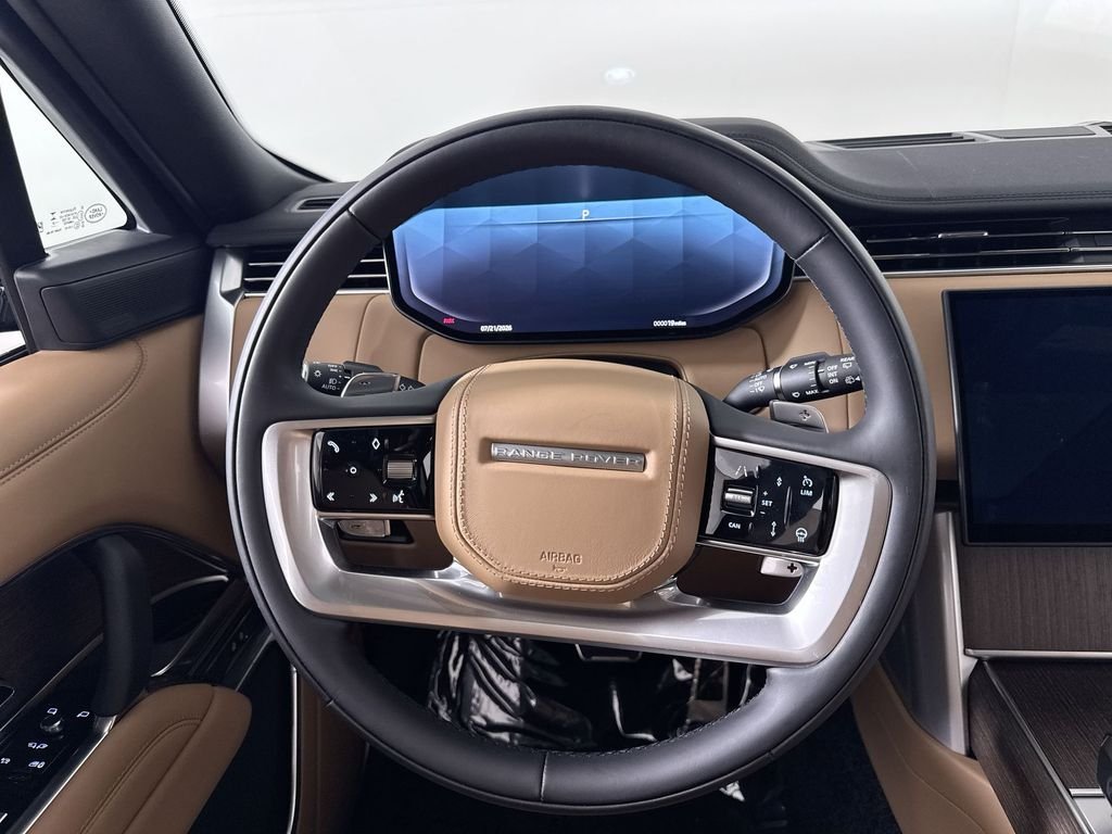 New 2026 Belgravia Green Land Rover SE LWB image 14
