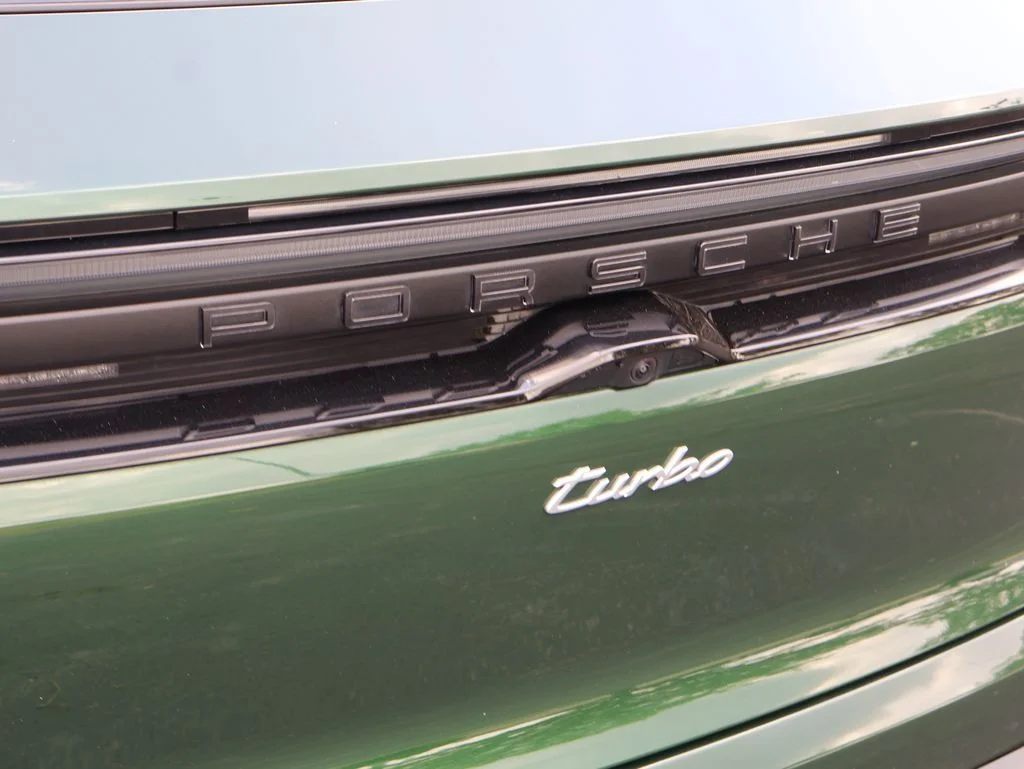 Used 2024 Oak Green Metallic Neo Porsche Turbo image 6