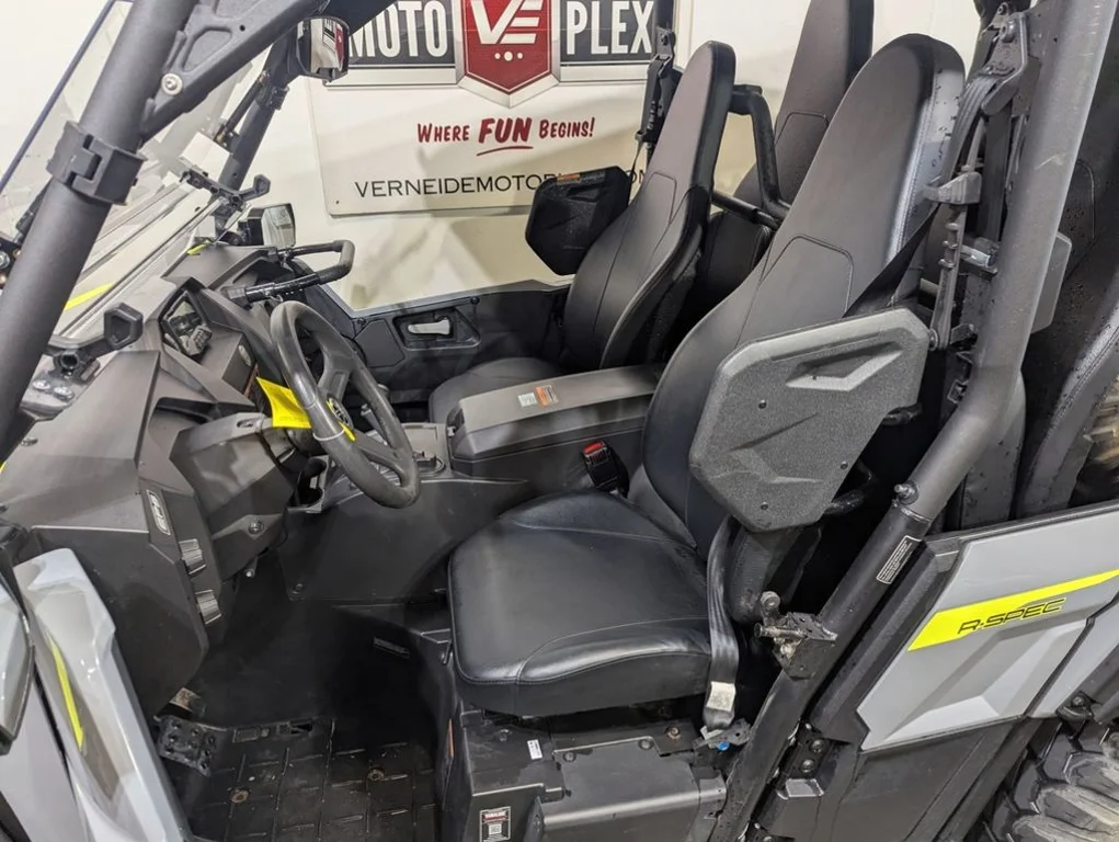 Used 2022 GRAY Yamaha 850 R-Spec image 10