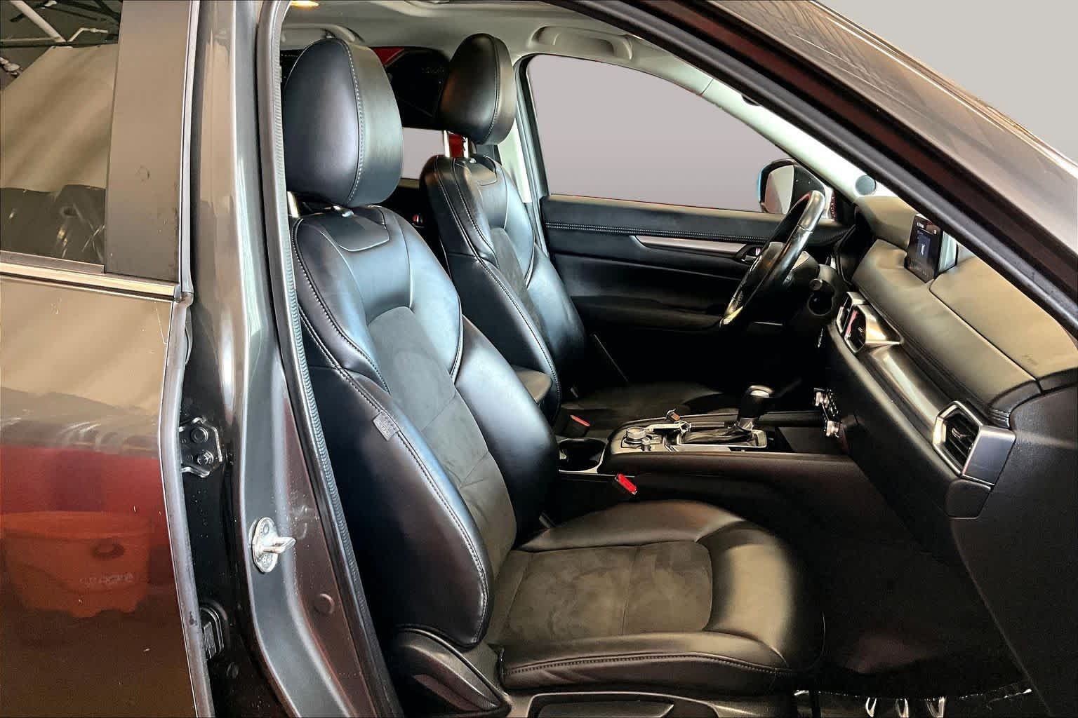 Used 2019 Machine Gray Metallic Mazda Touring image 9