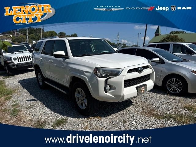 Used 2016 White Toyota SR5 image 1