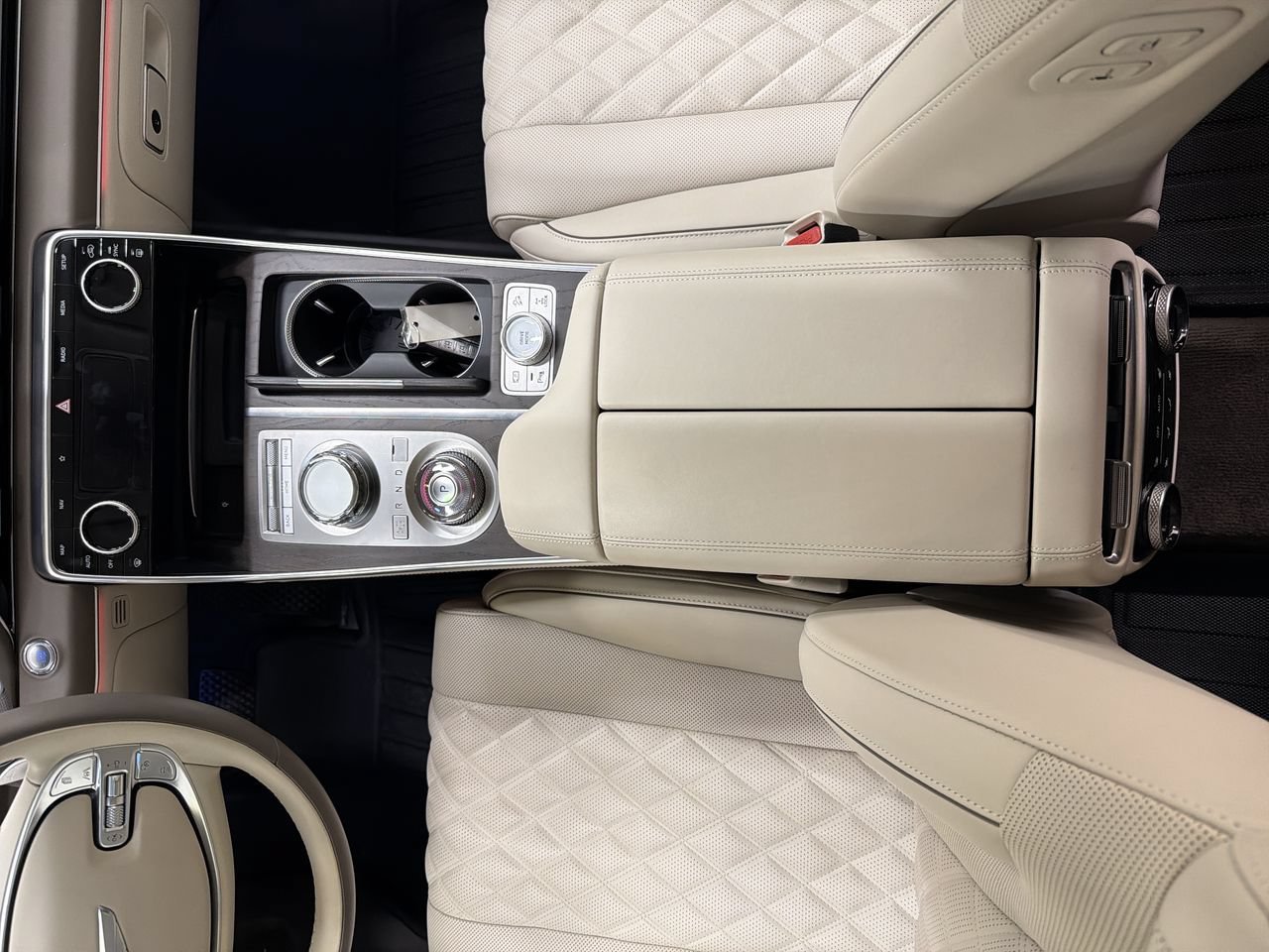 2024 GENESIS GV80 Prestige Signature - Photo 23