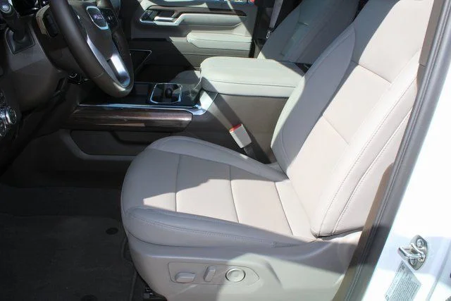 New 2026 White GMC SLT image 10