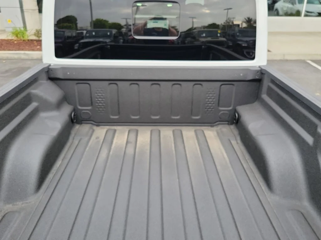 New 2026 Bright White Clear-Coat Exterior Paint Jeep Sport S image 14