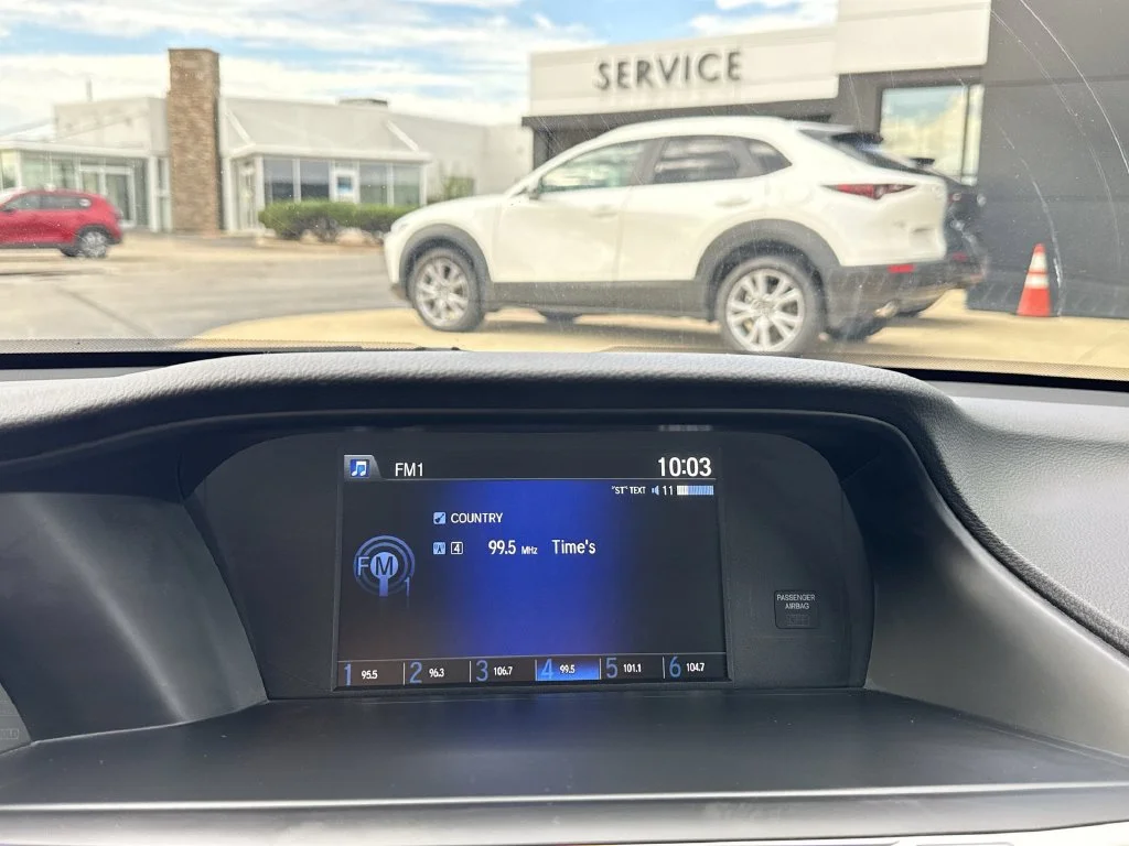 Used 2015 Blue Honda Sport image 16