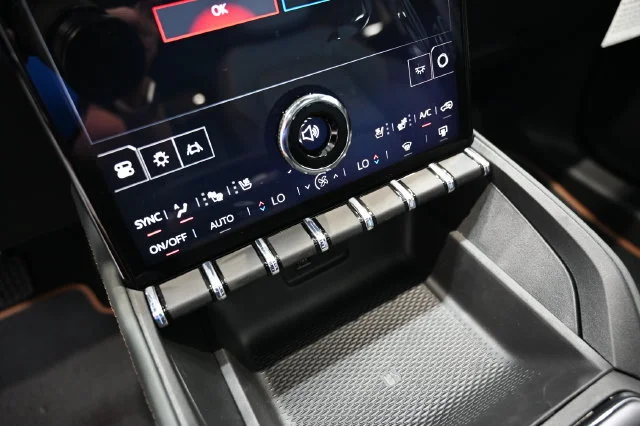 2026 GMC Terrain AT4 - Photo 17
