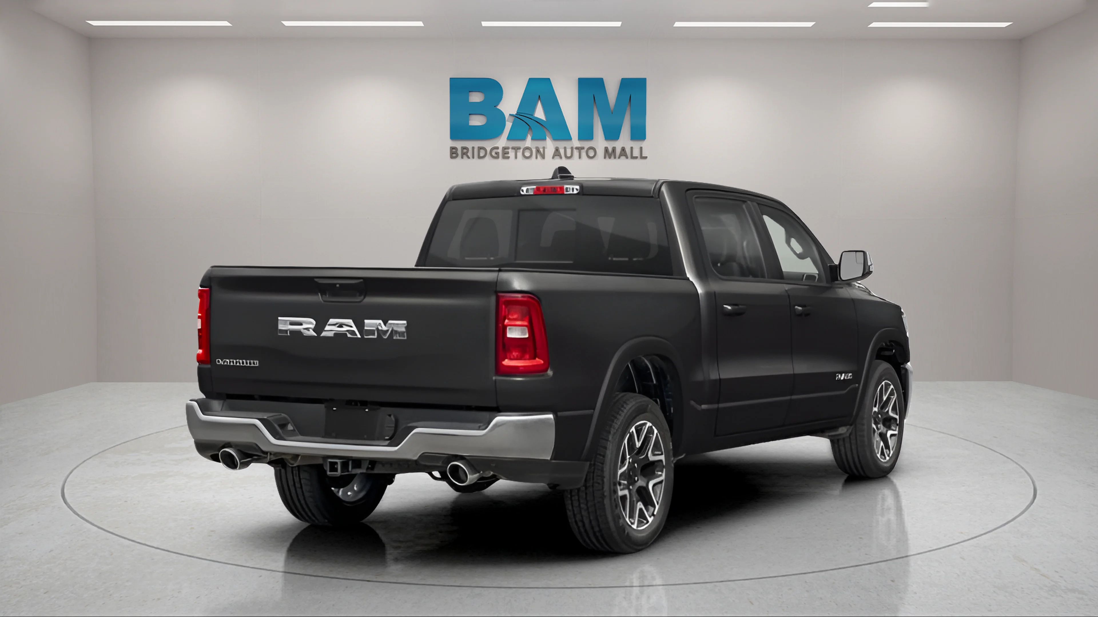 New 2027 Diamond Black Crystal Pearlcoat Ram Laramie image 5
