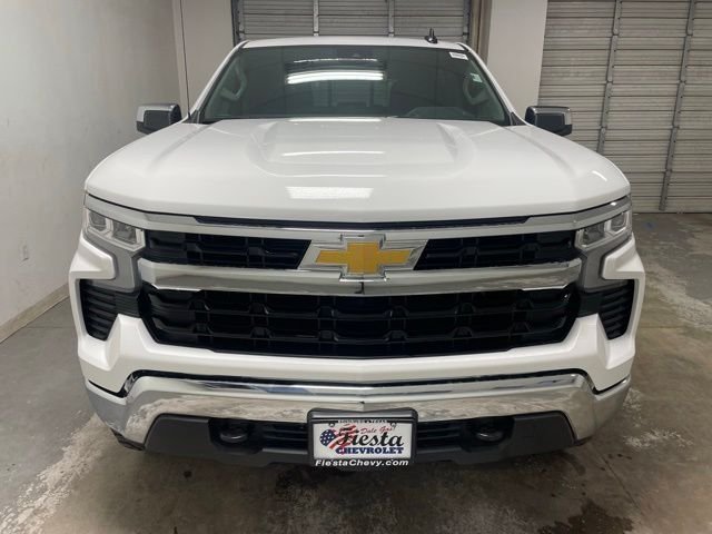 Used 2026  Chevrolet LT image 2