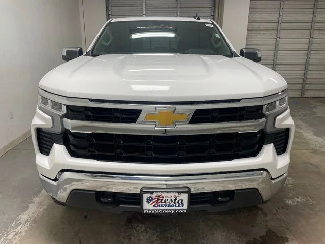Used 2026  Chevrolet LT image 2