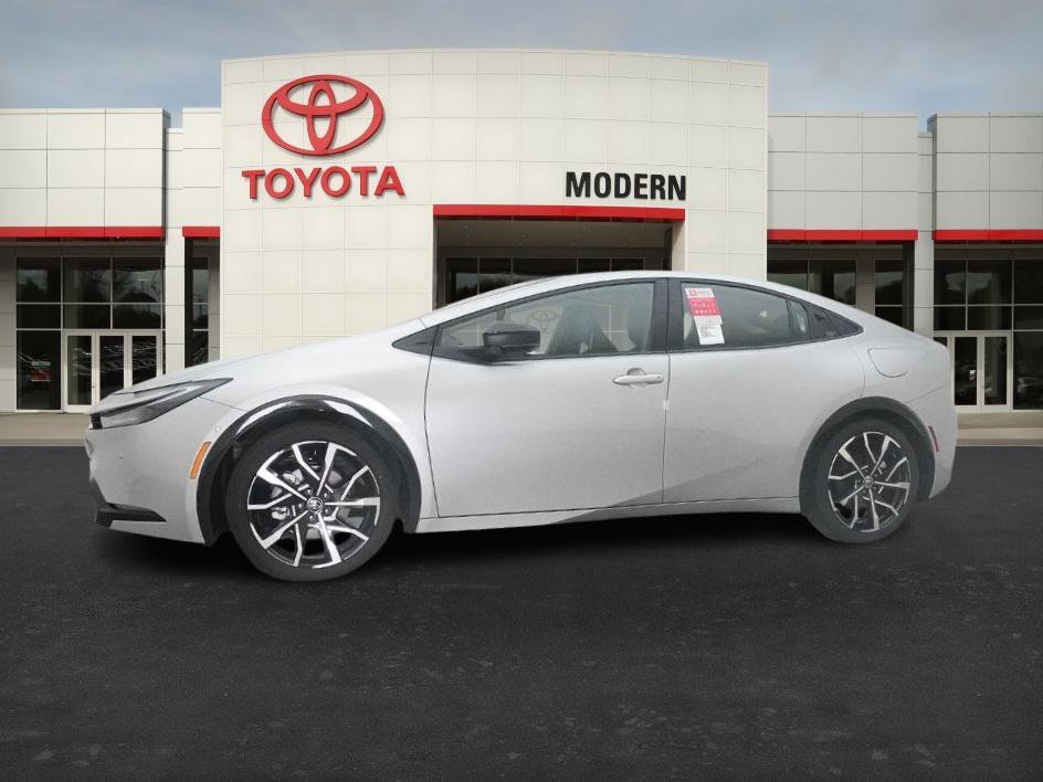 New 2026 Cutting Edge Toyota XSE Premium image 8