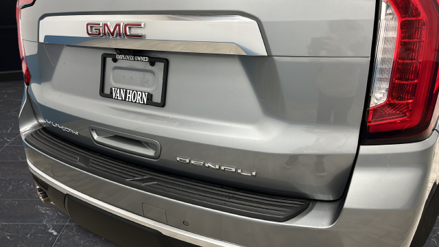 Used 2024 Sterling Metallic GMC Denali image 41