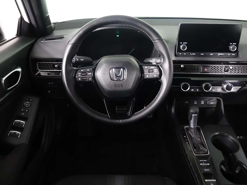 Certified Used 2026 Platinum White Pearl Honda Sport image 32