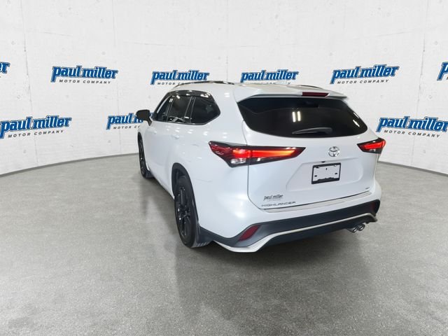 Certified Used 2023 Pearl Toyota XSE image 9