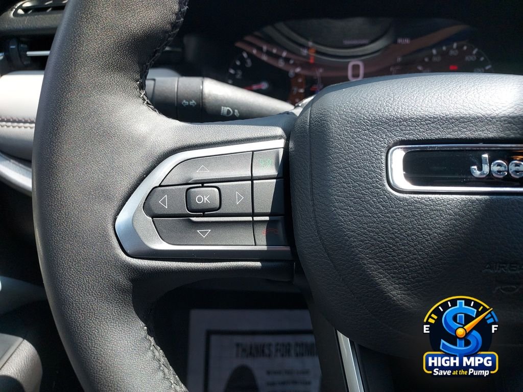 Used 2025 Silver Jeep Limited image 17
