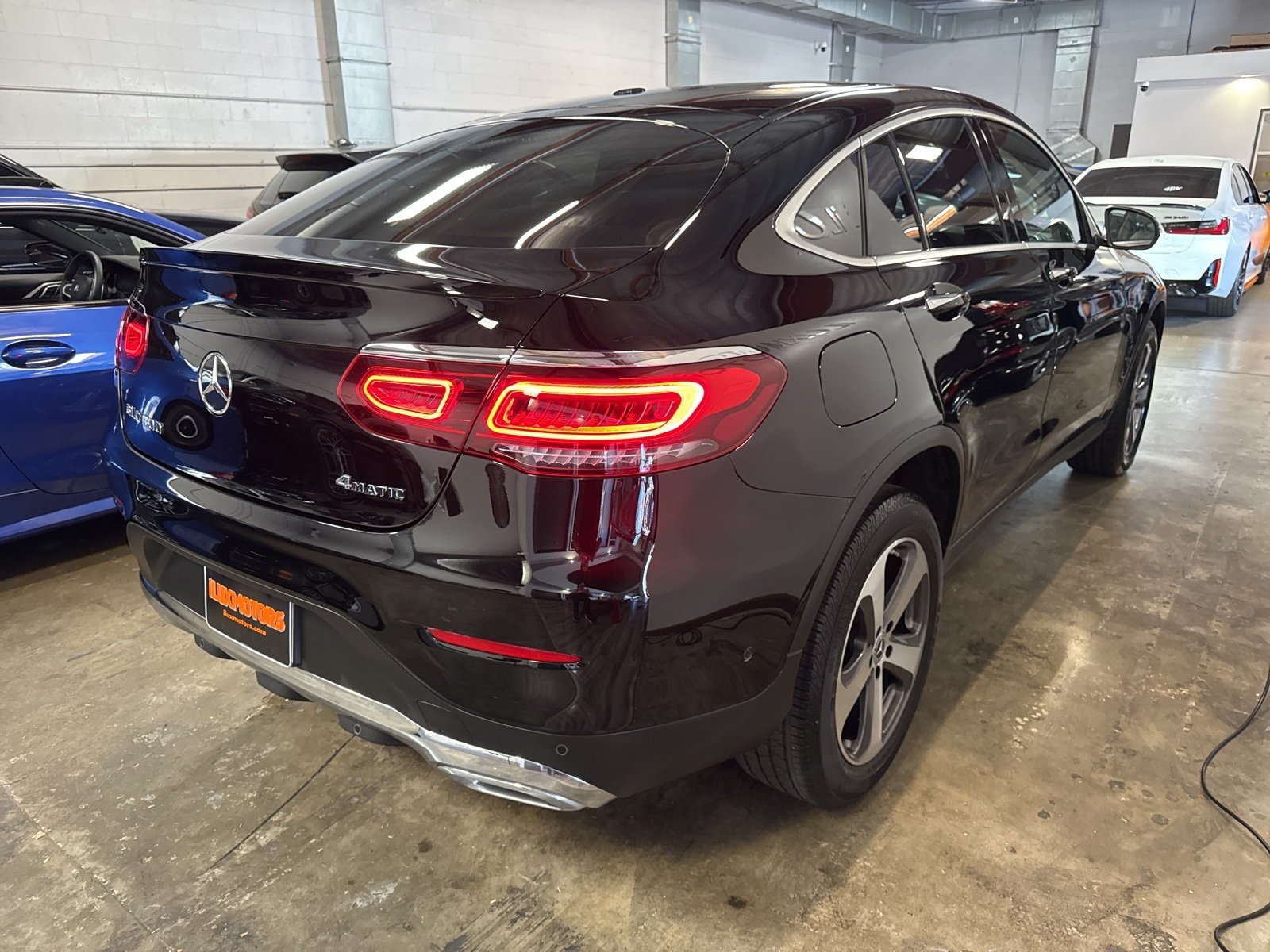 2022 Mercedes Benz GLC 300 4MATIC photo 4