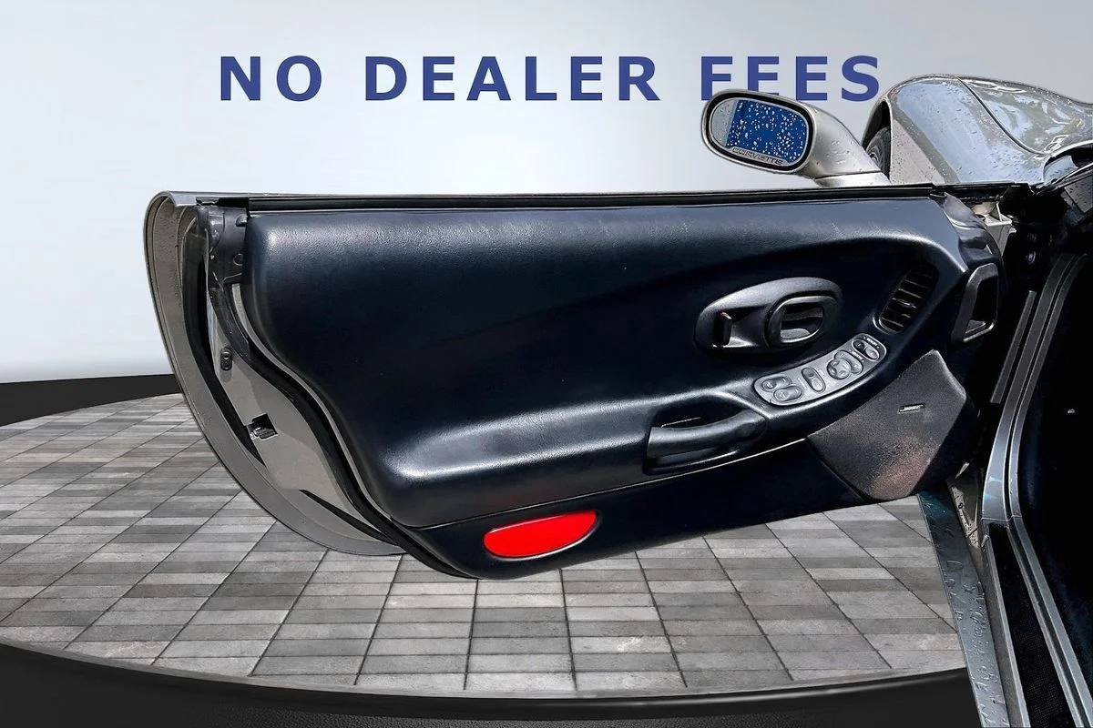 Used 2000  Chevrolet  image 19