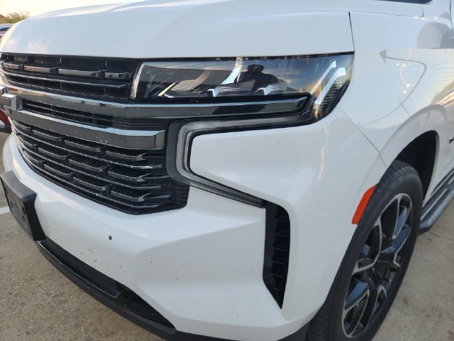 Used 2021 SUMMIT WHITE Chevrolet RST image 7