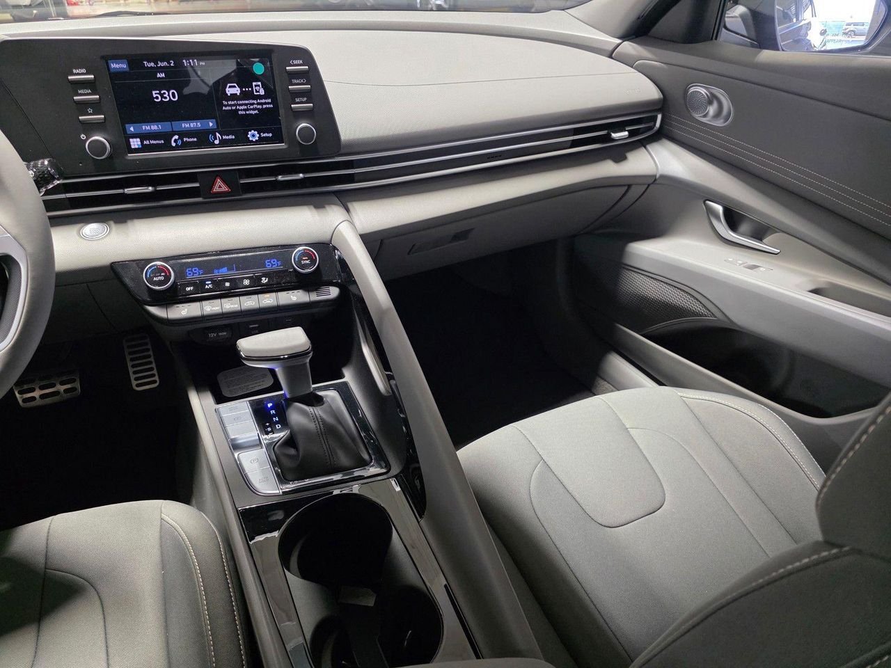 New 2026 Amazon Gray Hyundai SEL Sport image 17