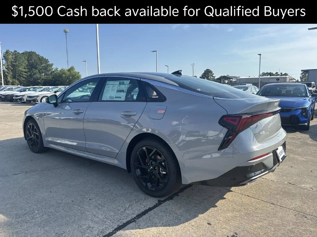 New 2026 Wolf Gray Kia GT-Line FWD image 4