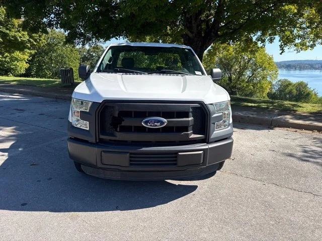 Used 2016 White Ford XL image 2