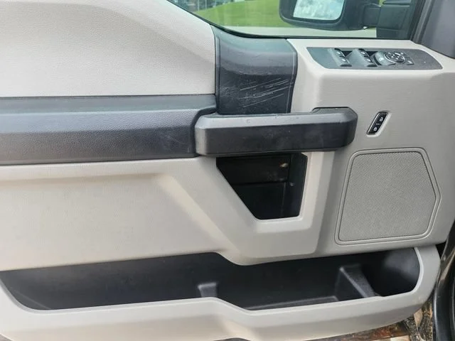 Used 2019 Gray Ford XL image 10