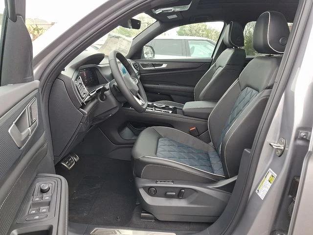New 2024 Silver Volkswagen 2.0T SEL Premium R-Line image 9