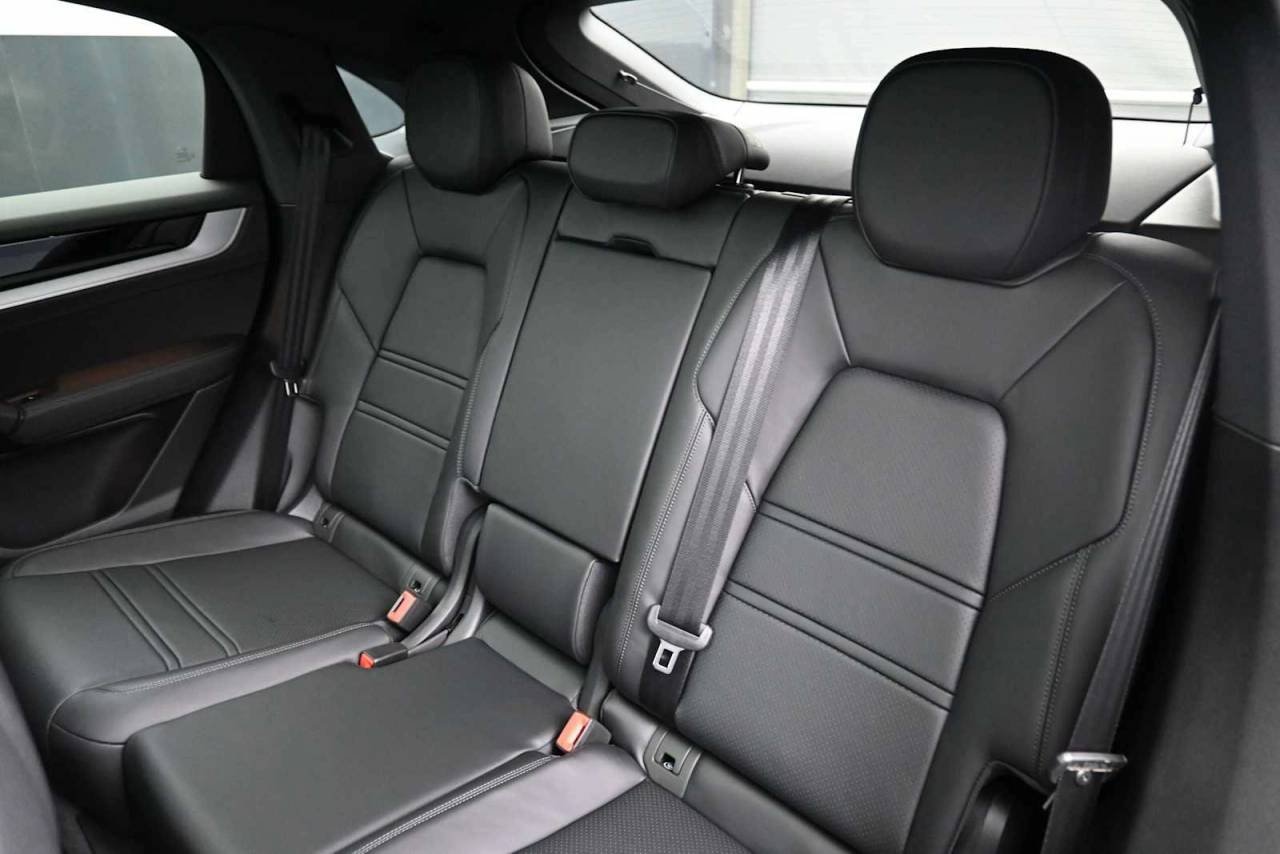 New 2026 Chromite Black Metallic Porsche Coupe image 19