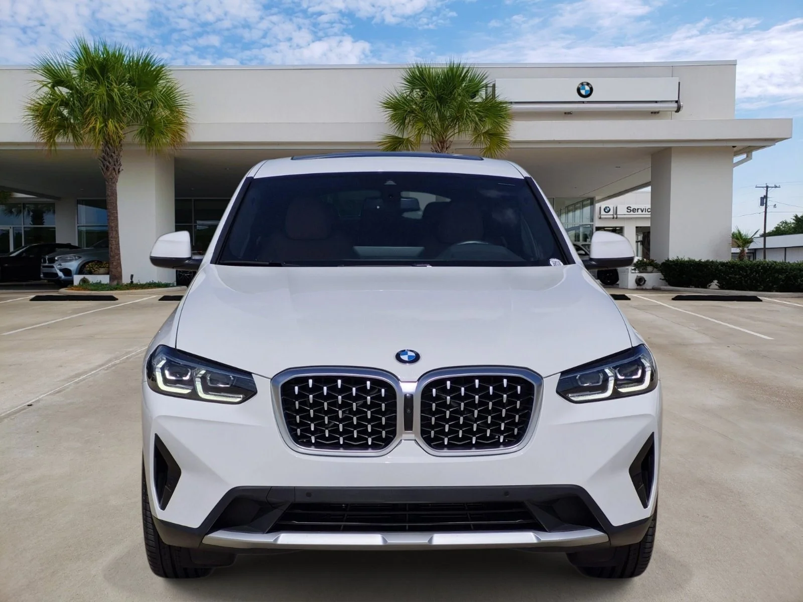Certified Used 2024 Alpine White BMW xDrive30i image 2