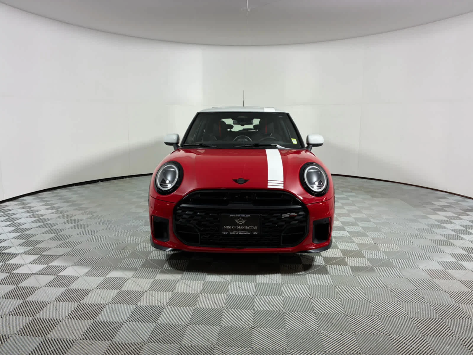 New 2026 Chili Red II MINI Iconic image 9