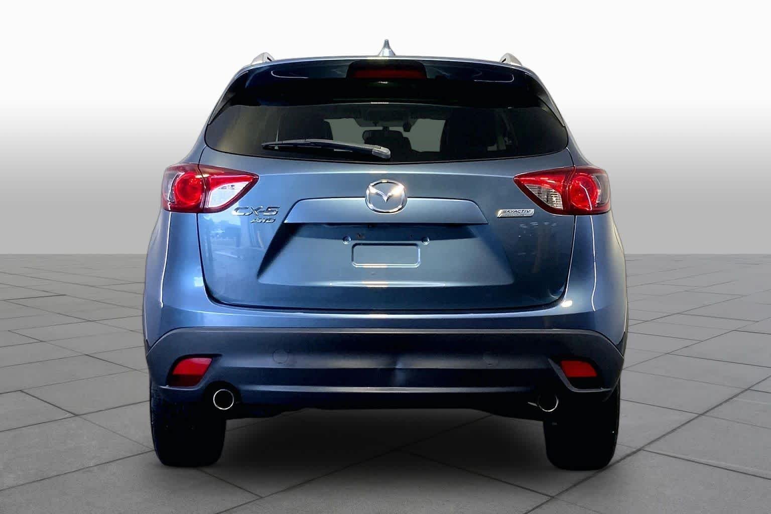 Used 2016 Blue Reflex Mica Mazda Grand Touring image 6