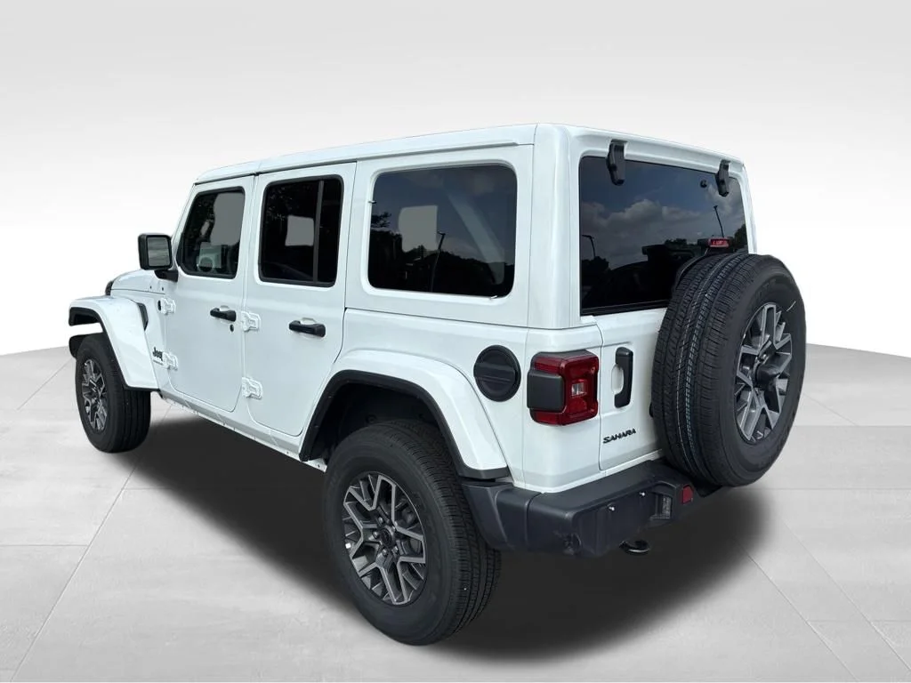 Used 2026 White Jeep Sahara image 3