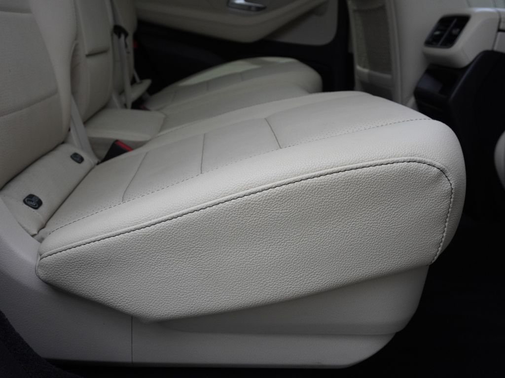 Used 2023 Gray Mercedes-Benz GLE 350 image 35