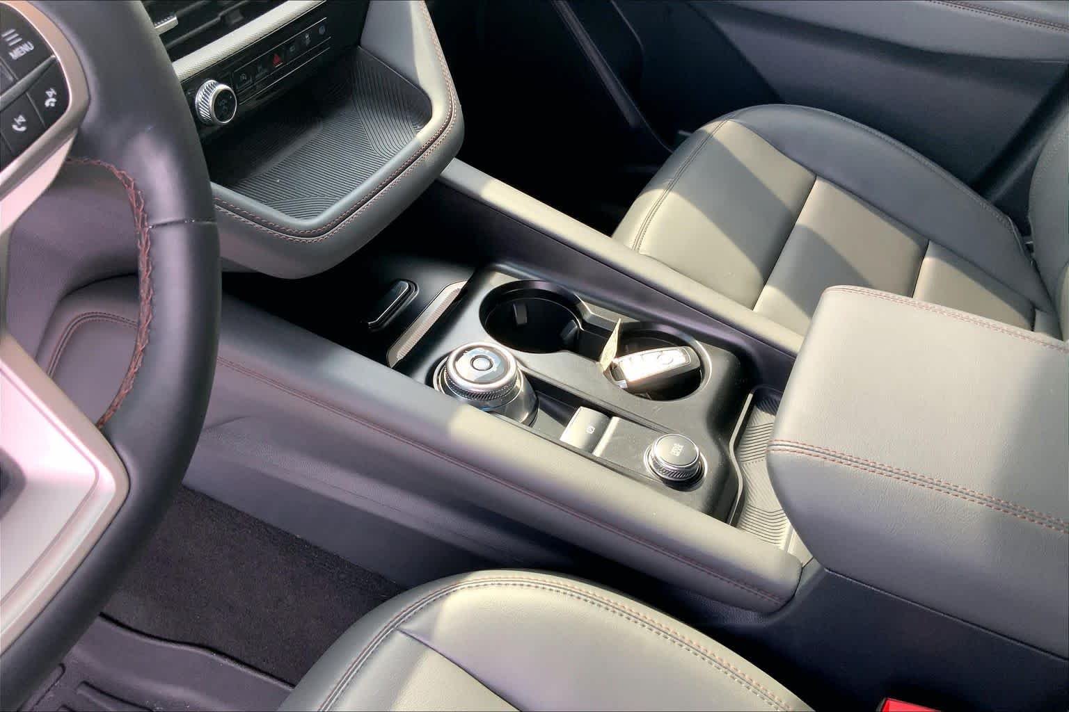 Used 2025 Vapor Blue Ford Active image 17