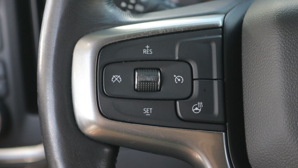 Used 2020 Silver Chevrolet RST image 19