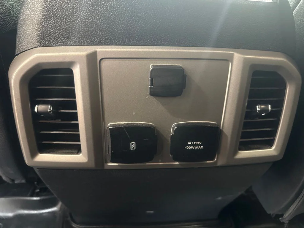Used 2022 Oxford White Ford Lariat image 14
