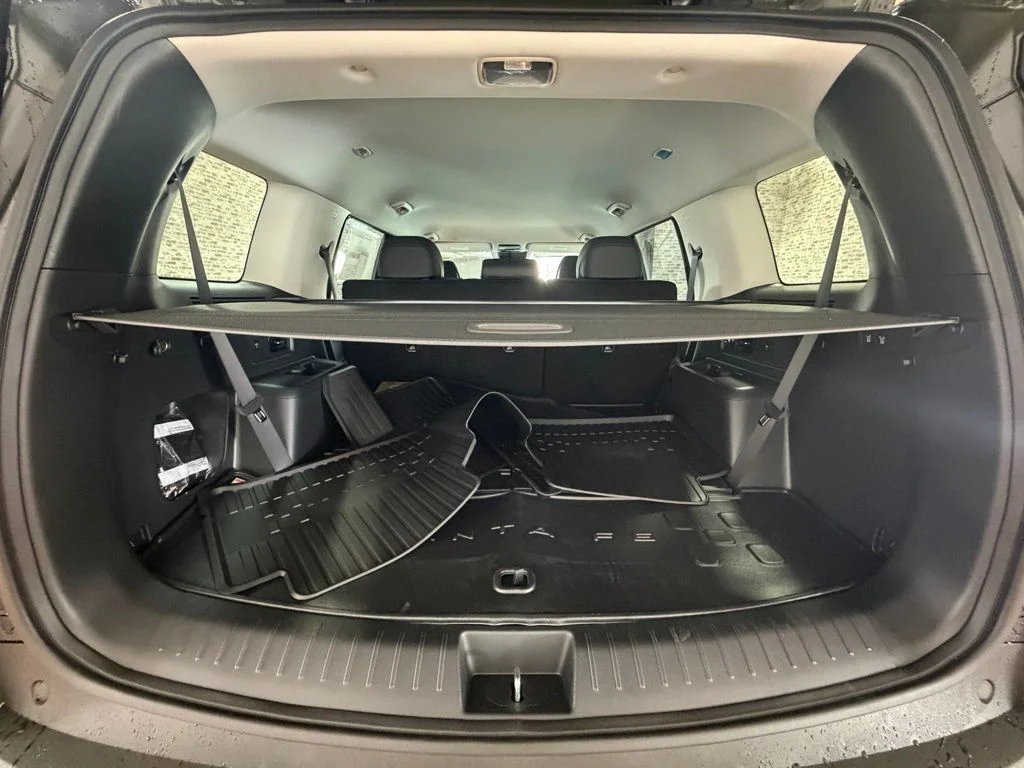 New 2026 Rockwood Green Hyundai SEL image 11