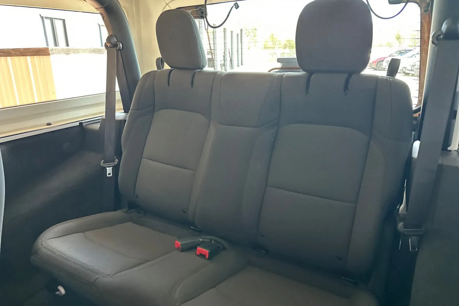 Used 2022 Bright White Clearcoat Jeep Sport image 11