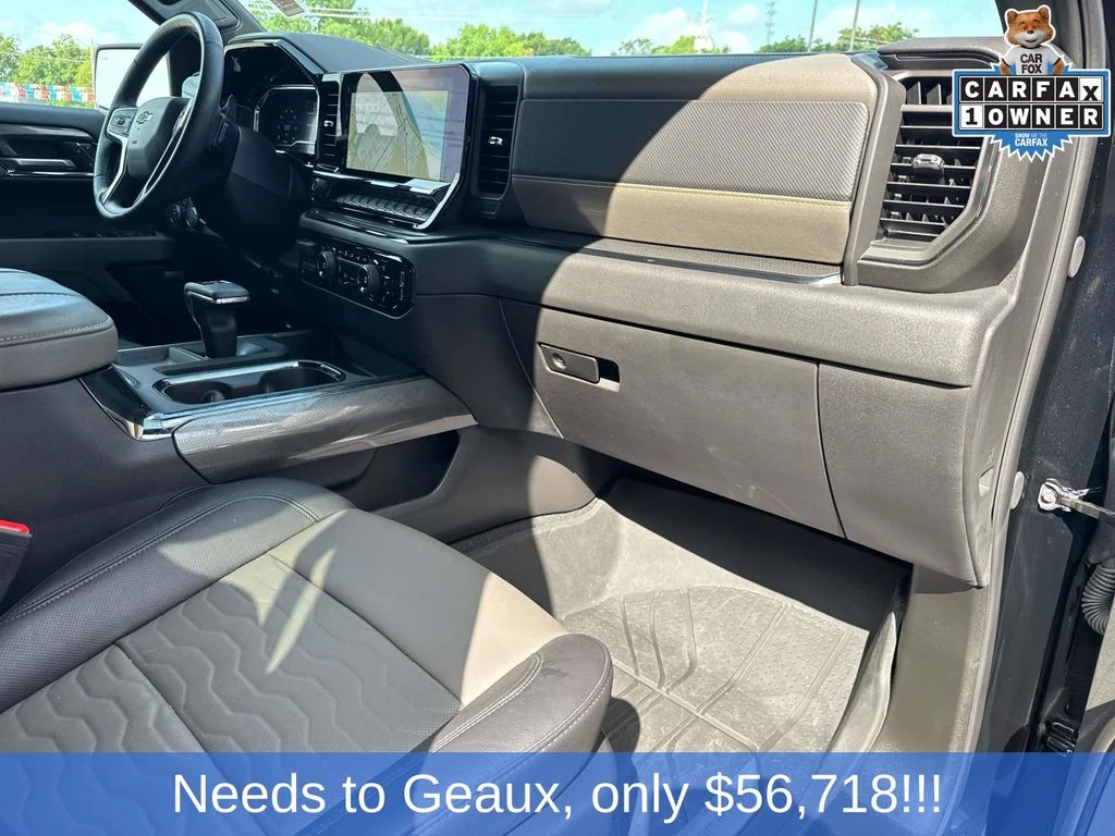 Used 2025 Black Chevrolet ZR2 image 39