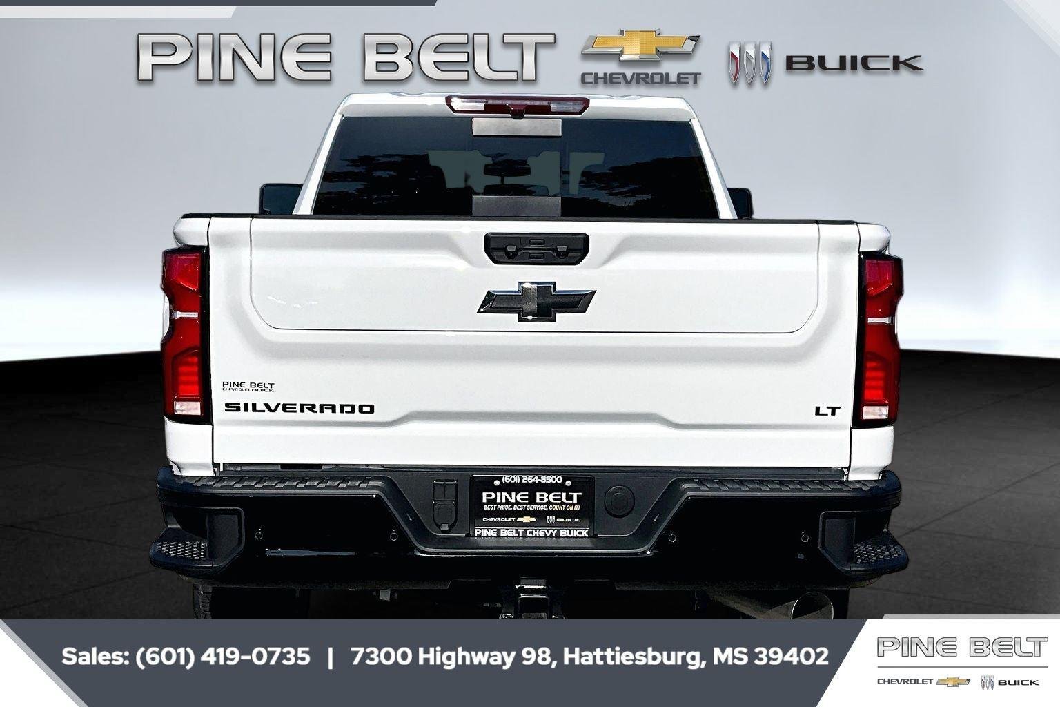 New 2026 Summit White Chevrolet LT image 4