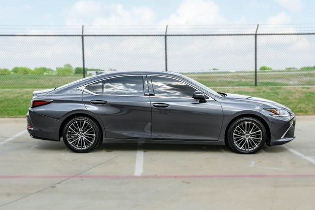 Used 2023 Gray Lexus 350 image 7