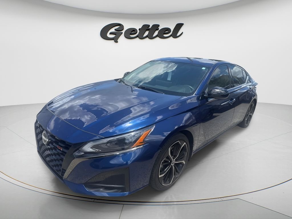 2023 Nissan Altima 2.5 SR's photo
