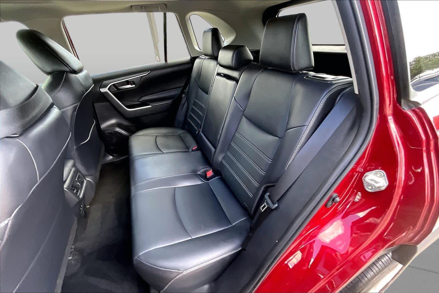 Used 2024 Ruby Flare Pearl Toyota XLE Premium image 21