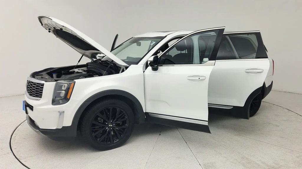 Used 2021 White Kia SX image 10